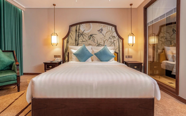 Rue de L'amour Boutique Hotel – Guest Rooms – Hanoi