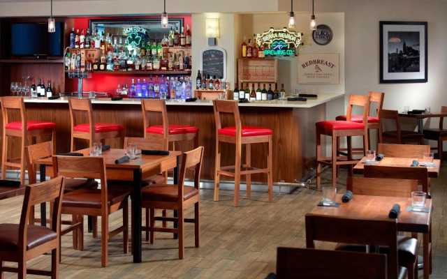 Four Points by Sheraton Nashville Airport