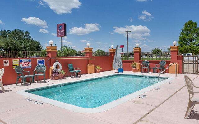 Comfort Suites La Porte