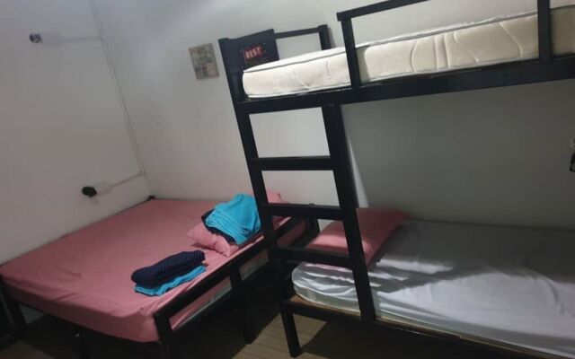 SPOT ON 89980 Homie Hostel