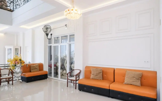Urbanview Hotel Trisna Tulungagung