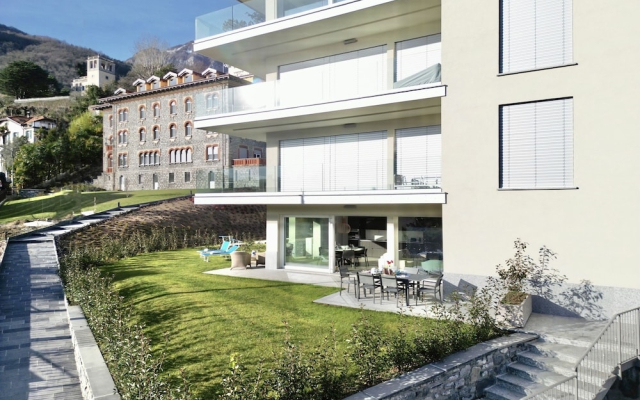 Modern House Apartment 1