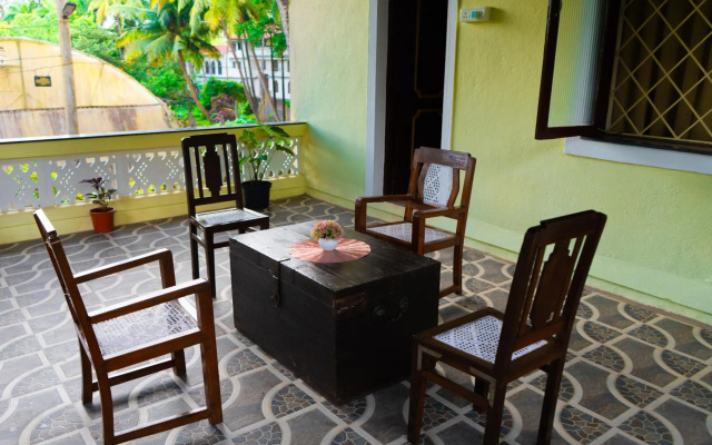 3 bedroom holiday home with free parking & Wi-Fi