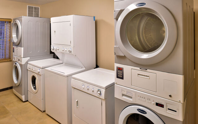 Candlewood Suites Athens by IHG