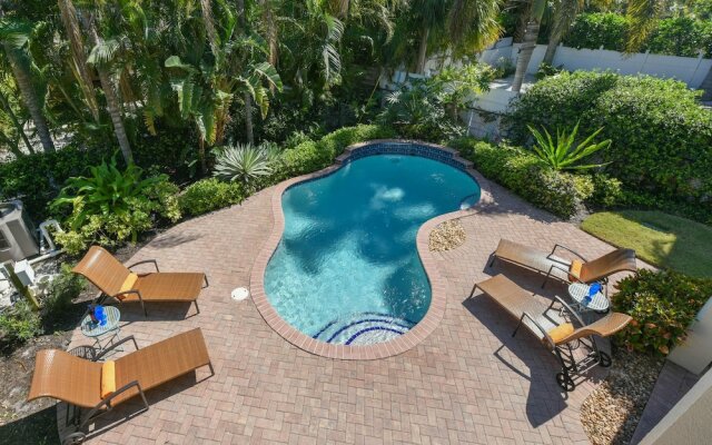 Dolphin House Apartment 3