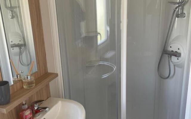 Static caravan J2, The fairway holiday park