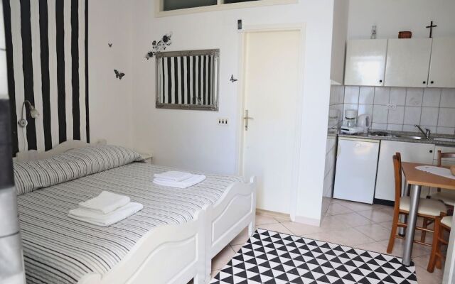 Apartments Nikolina Lumbarda