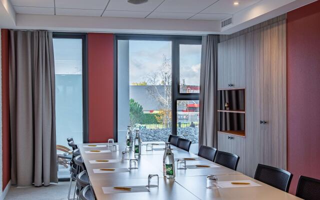 GOLDEN TULIP LYON OUEST TECHLID - Hotel & Spa