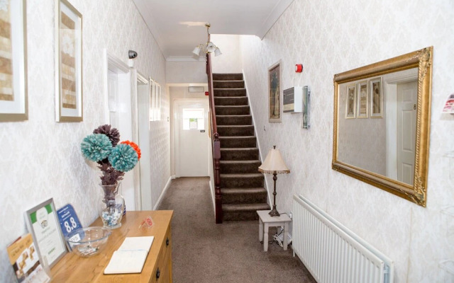 Oak House B&B