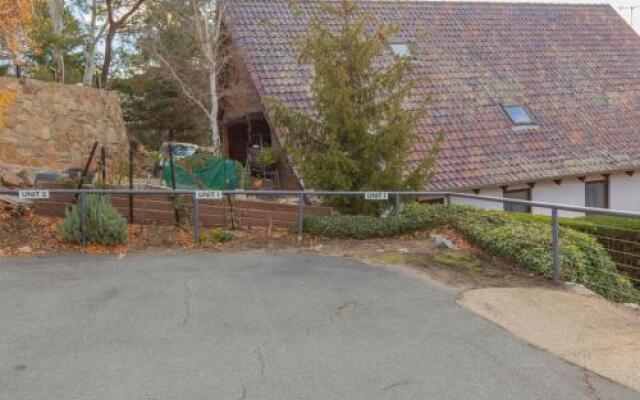 Dauphine 3/23 Townsend Street