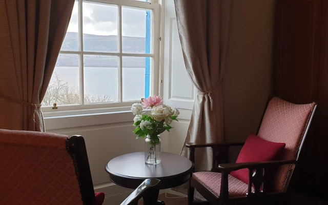 Creag Dhubh Country House