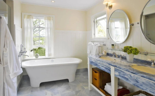 White Elephant Hotel