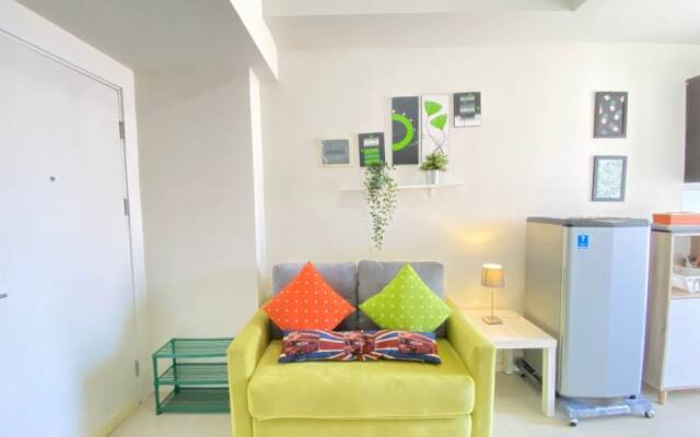 Modern Look 1Br Apartment At Parahyangan Residence Near Unpar