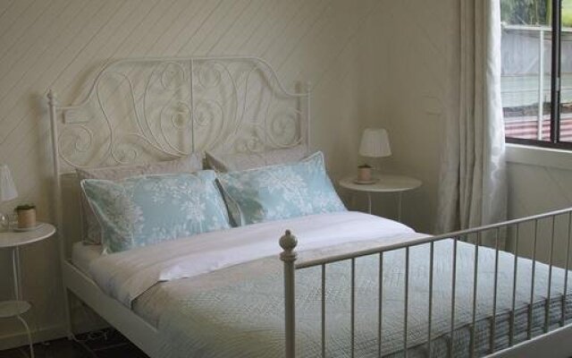 Bickley Valley Cottage