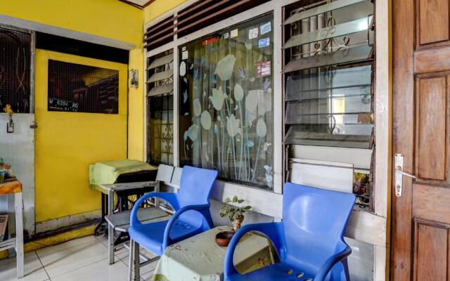 OYO Life 92461 Aini Syariah Homestay