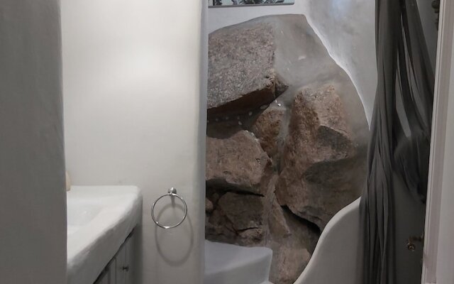 Mykonos Teatro Suites and Villa