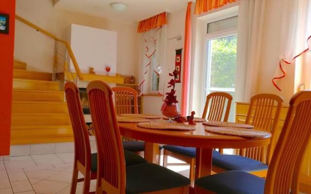 Aurora Premium Home