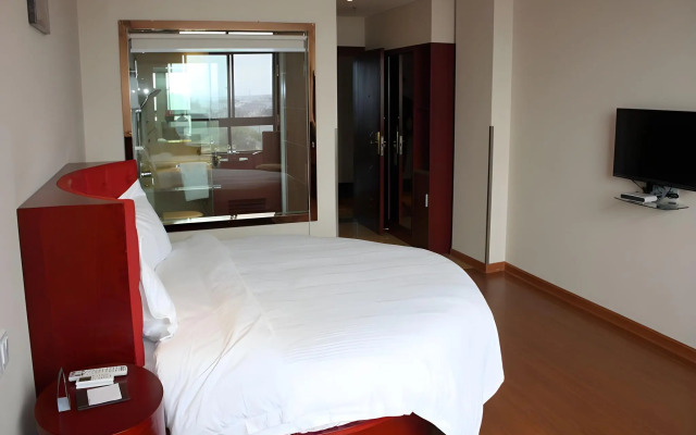 GreenTree Inn Dongtai Jianggang Yingbin Road Gangcheng Avenue Business Hotel