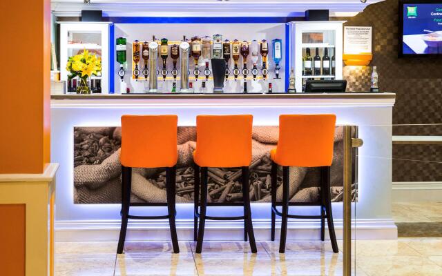 Garner Reading City Centre by IHG