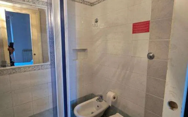 Appartamento Esquilino di Busby Yan