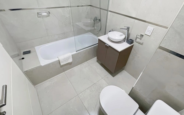 Studio Luxury Balcony Pool