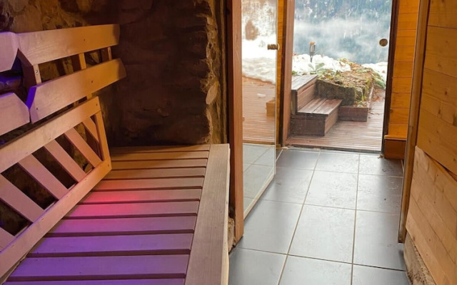 Heidi Chalet Alps - Unique Experience - Authentic Part – Balcony – Rossiniere