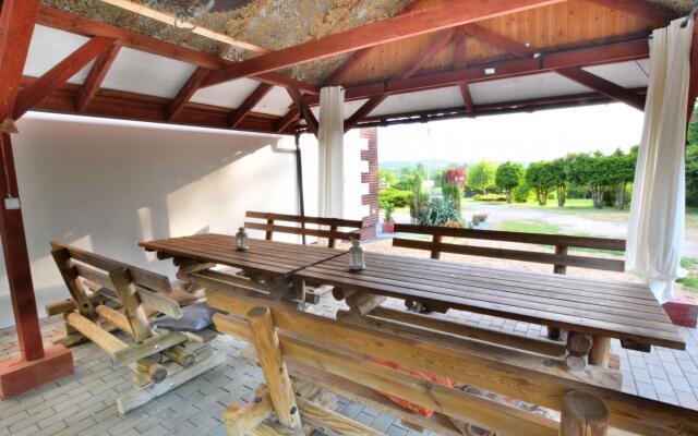 Holiday villa 470 sqm, garden 5000 sqm, Swiecianowo