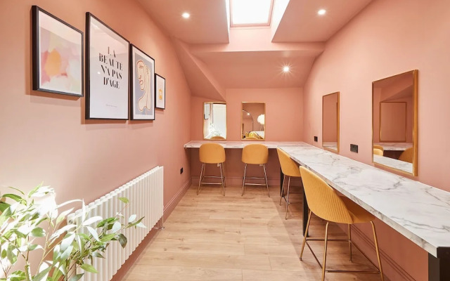 Host Stay Parkside Villa