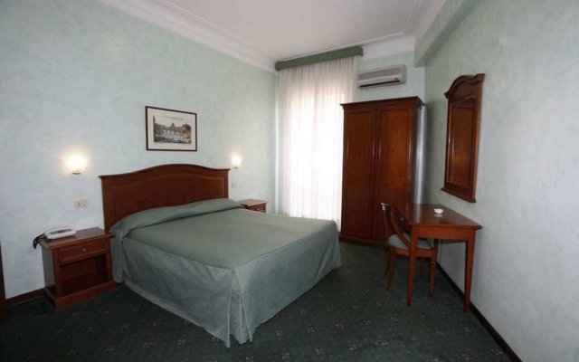 Отель Adriatic