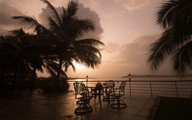 Deltin Palms Riverfront