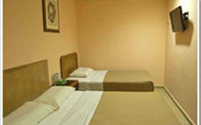Hotel Reko Inn