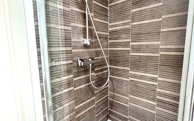 Peaceful 2 minutes European Parliament