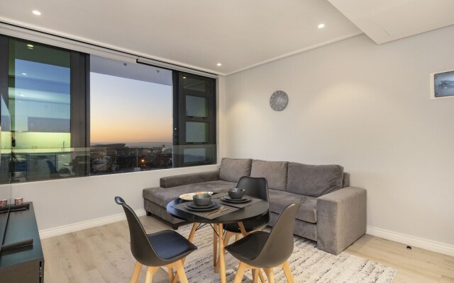 16 On Bree Unit 2117