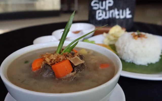 Grand Papua Hotel Sentani