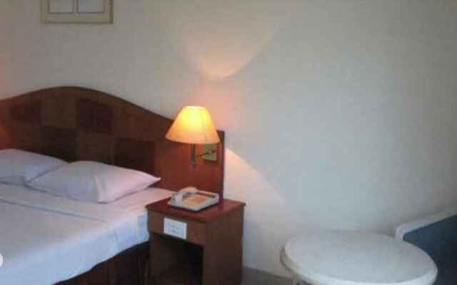 Golden Virgo Hotel