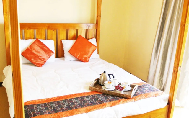 Amani Lodge