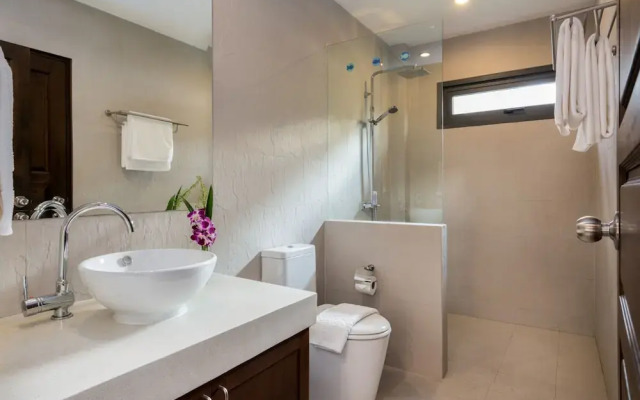 Modern Tropical Villa