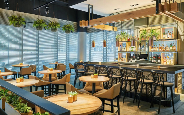 Aloft Austin Downtown