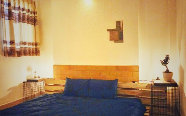 Leuleu Hostel