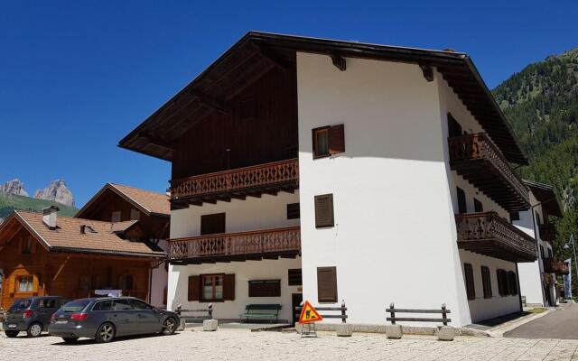 FRAINES 19 : typical three-room apartment (022039-AT-070085)-199 Fraines 19