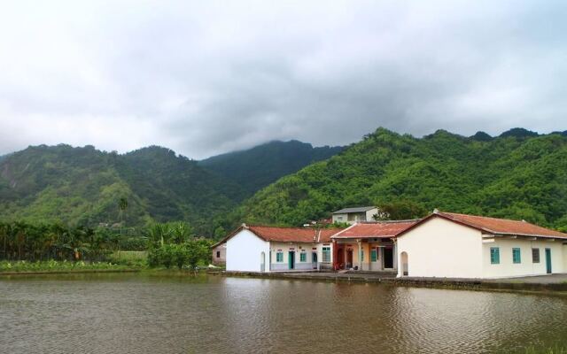 Yellow and Black Guesthouse