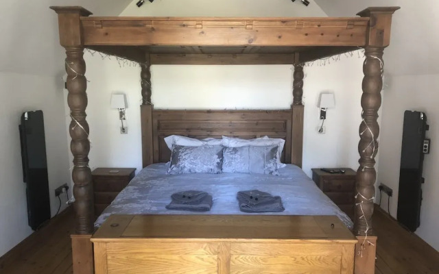 Castle House Holiday Home