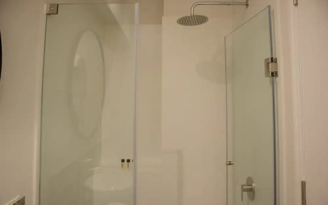 Picturesque 2BR With Fantastic Pool in Miraflores