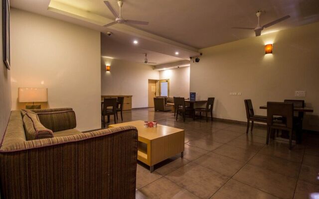 OYO 1128 Apartment near RK Beach
