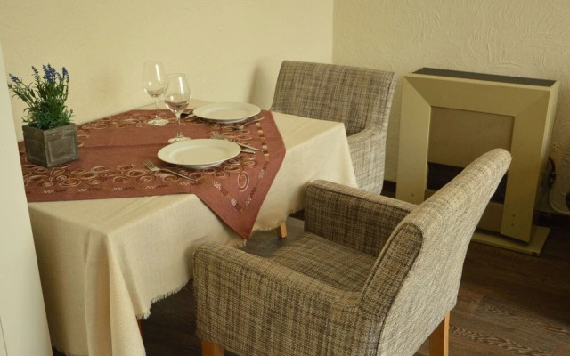 Snug Apartment in Schin op Geul Near Public Pool