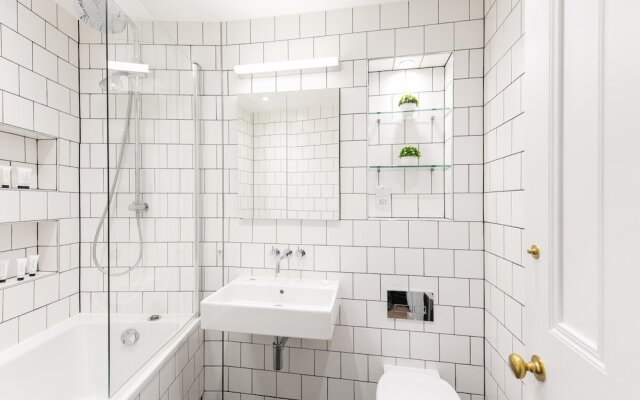 Urban Chic - Shaftesbury