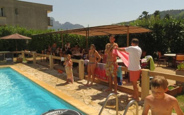 Auberge - Hotel U Paradisu