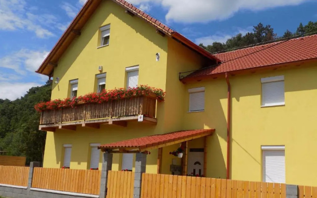 Bakterház Vendégház