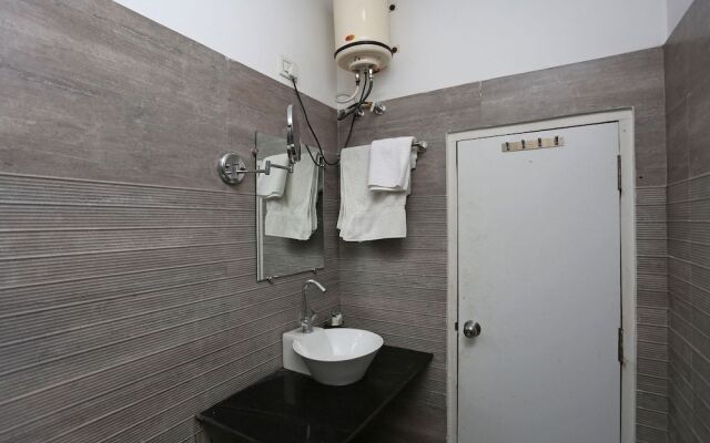 Oyo 22315 Hotel Rajdoot Gaurav