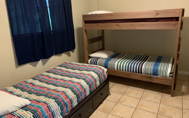 Cowboy Lodge Rr94404 4